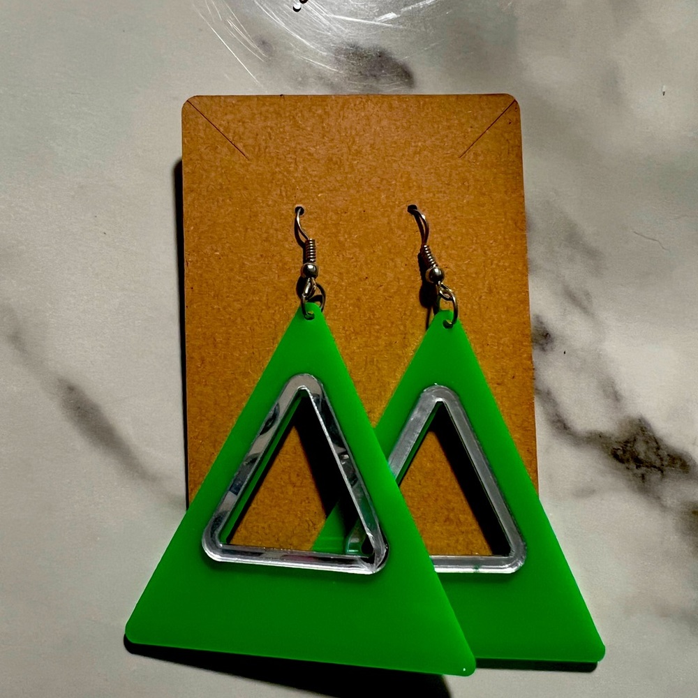 Green Triangle Shaped Earrings NWOT